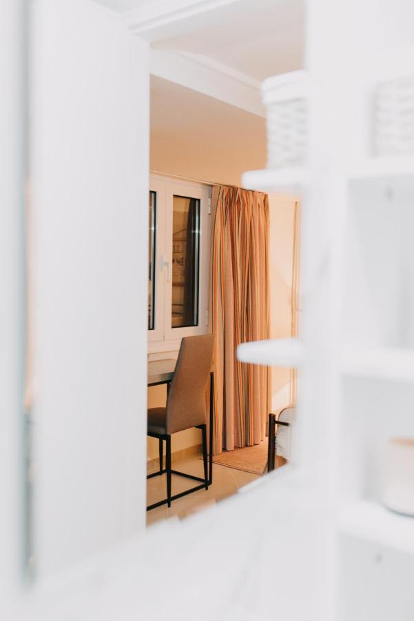 Best House, Central Aprtm., Agiou Nikolaou, Patra エクステリア 写真