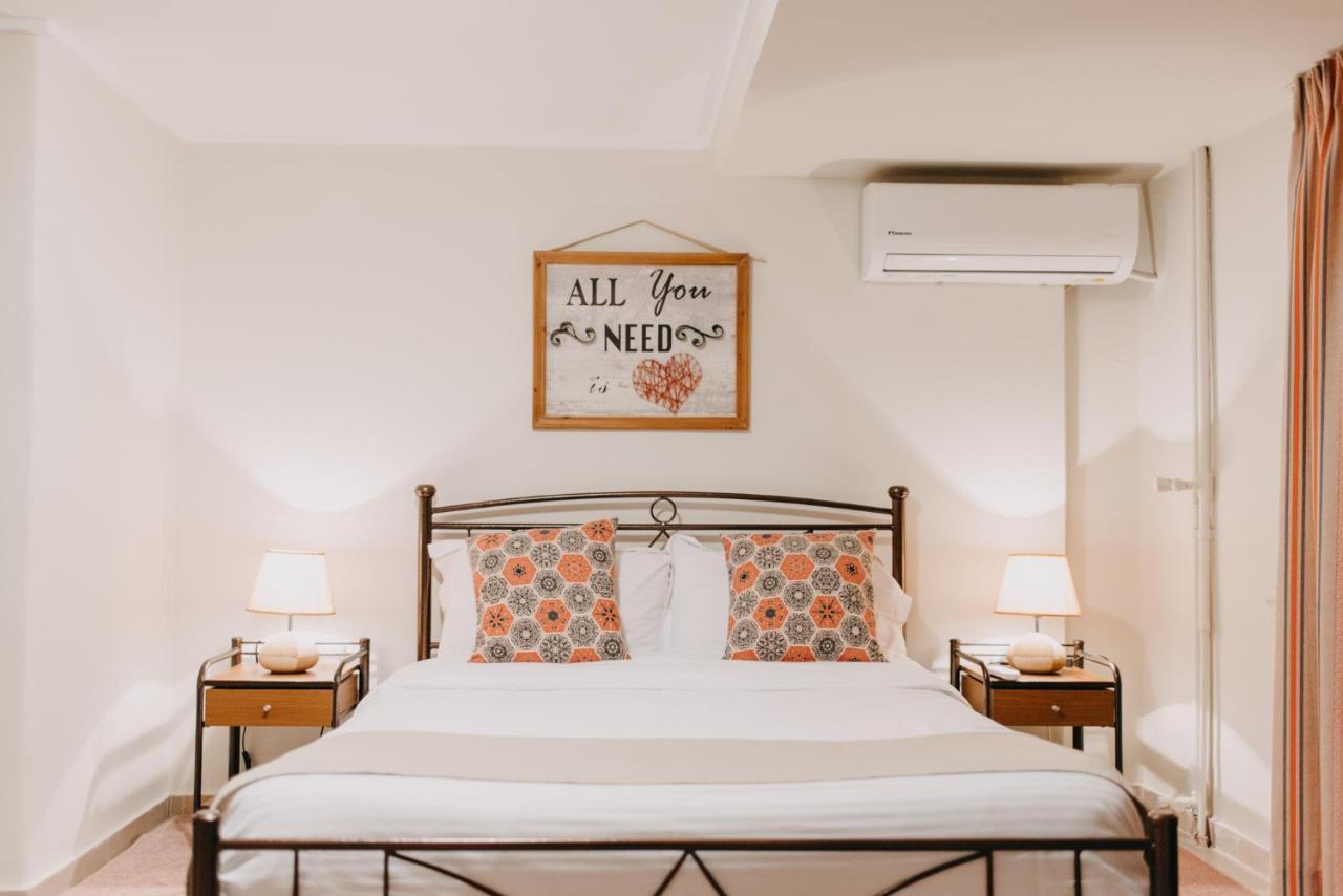 Best House, Central Aprtm., Agiou Nikolaou, Patra エクステリア 写真