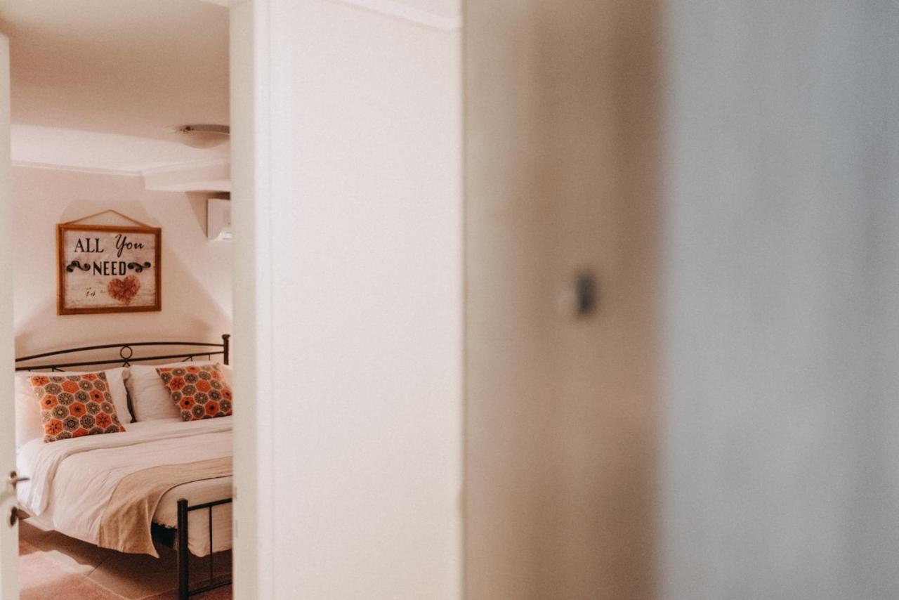 Best House, Central Aprtm., Agiou Nikolaou, Patra エクステリア 写真